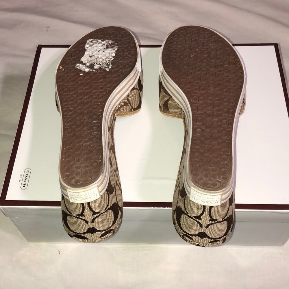 Heels - Picture 3 of 3